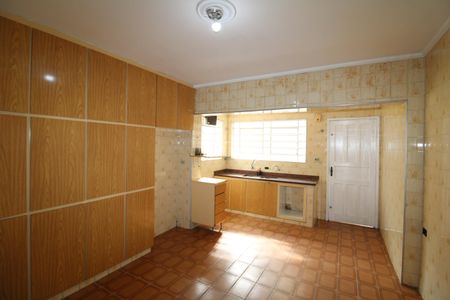 Casa à venda com 125m², 4 quartos e 2 vagasCozinha