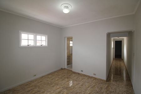 Casa à venda com 125m², 4 quartos e 2 vagas Suíte
