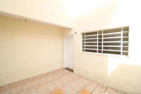 Casa à venda com 125m², 4 quartos e 2 vagasQuintal