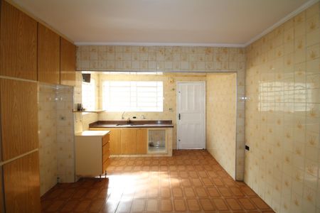 Casa à venda com 125m², 4 quartos e 2 vagasCozinha