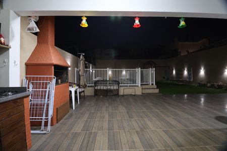 Casa à venda com 170m², 3 quartos e 3 vagasChurrasqueira