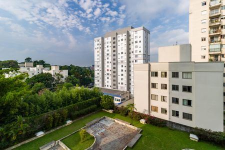 Apartamento à venda com 160m², 4 quartos e 3 vagas Apartamento à venda com 160m², 4 quartos e 3 vagasVaranda