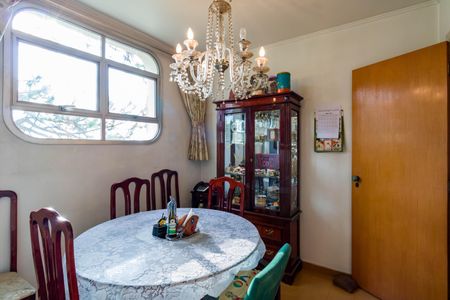 Apartamento à venda com 160m², 4 quartos e 3 vagas Apartamento à venda com 160m², 4 quartos e 3 vagasCozinha