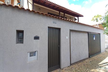 Casa à venda com 156m², 3 quartos e 4 vagasFachada do Prédio
