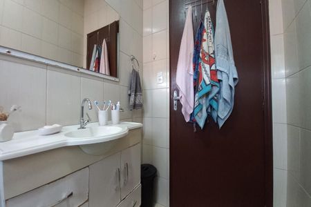 Casa à venda com 156m², 3 quartos e 4 vagasBanheiro