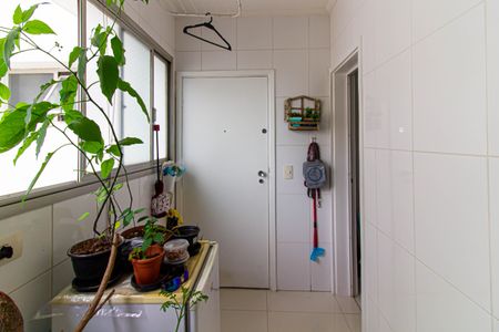 Apartamento à venda com 104m², 3 quartos e 2 vagas Apartamento à venda com 104m², 3 quartos e 2 vagasÁrea de Serviço