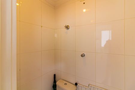 Apartamento à venda com 104m², 3 quartos e 2 vagas Apartamento à venda com 104m², 3 quartos e 2 vagasBanheiro de Serviço