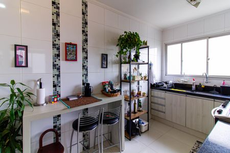 Apartamento à venda com 104m², 3 quartos e 2 vagas Apartamento à venda com 104m², 3 quartos e 2 vagasCozinha