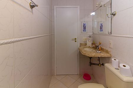 Apartamento à venda com 104m², 3 quartos e 2 vagas Apartamento à venda com 104m², 3 quartos e 2 vagasBanheiro Social