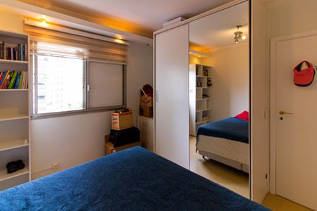 Apartamento à venda com 104m², 3 quartos e 2 vagas Apartamento à venda com 104m², 3 quartos e 2 vagasQuarto 1