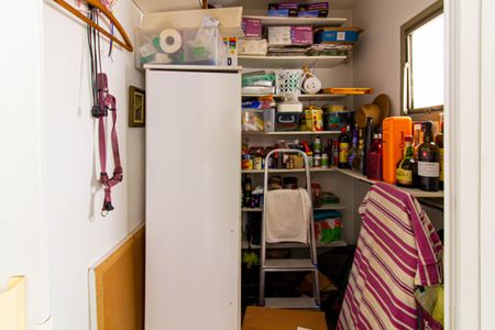 Apartamento à venda com 104m², 3 quartos e 2 vagas Apartamento à venda com 104m², 3 quartos e 2 vagasDespensa