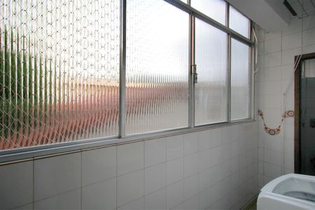 Apartamento à venda com 95m², 3 quartos e 1 vagaÁrea de Serviço