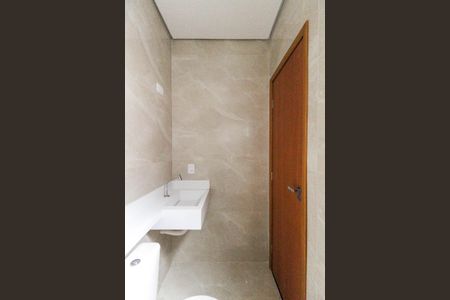 Casa à venda com 168m², 3 quartos e 1 vaga Casa à venda com 168m², 3 quartos e 1 vagaBanheiro da Suíte 2