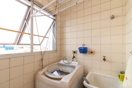 Apartamento para alugar com 65m², 2 quartos e 1 vagaÁrea de Serviço