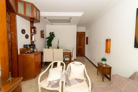 Apartamento para alugar com 65m², 2 quartos e 1 vagaSala