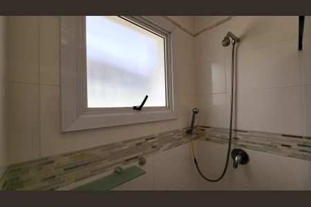 Casa de condomínio à venda com 184m², 4 quartos e 2 vagas Casa de condomínio à venda com 184m², 4 quartos e 2 vagasBanheiro da Suíte 4