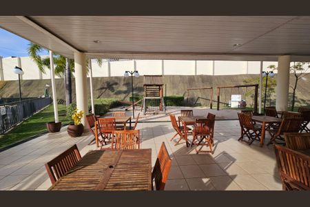 Casa de condomínio à venda com 184m², 4 quartos e 2 vagas Casa de condomínio à venda com 184m², 4 quartos e 2 vagasÁrea comum