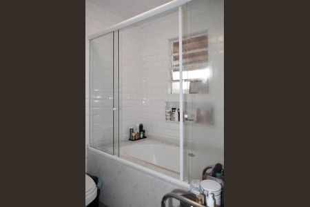 Casa para alugar com 100m², 2 quartos e 1 vagaBanheiro da Suíte