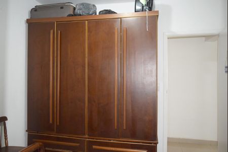 Casa para alugar com 100m², 2 quartos e 1 vagaQuarto