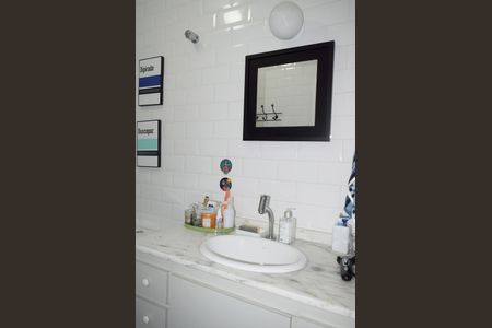 Casa para alugar com 100m², 2 quartos e 1 vagaBanheiro Social