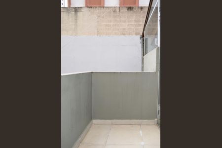 Casa para alugar com 100m², 2 quartos e 1 vagaVaranda