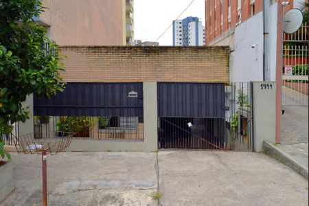 Casa para alugar com 100m², 2 quartos e 1 vagaFachada