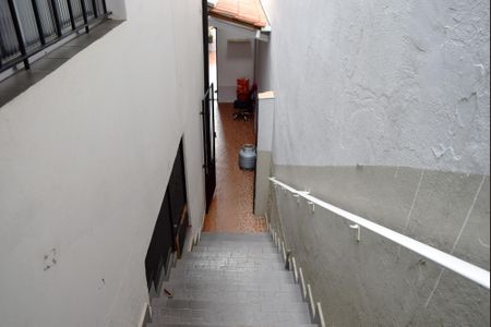 Casa para alugar com 100m², 2 quartos e 1 vagaAcesso a edícula