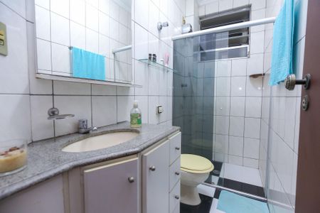 Apartamento à venda com 150m², 3 quartos e 2 vagas Apartamento à venda com 150m², 3 quartos e 2 vagasBanheiro Social