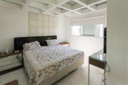 Apartamento à venda com 380m², 4 quartos e 6 vagasSuite 04