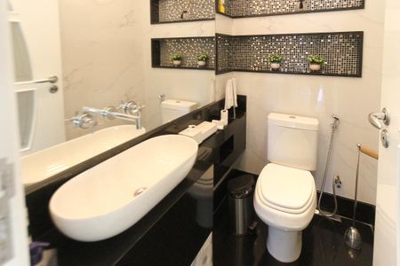 Apartamento à venda com 380m², 4 quartos e 6 vagasLavabo