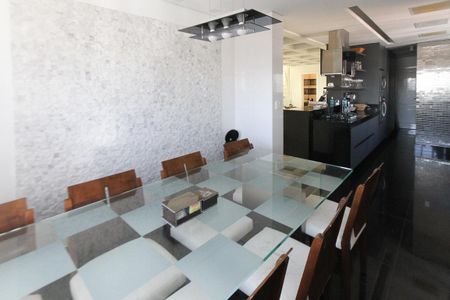 Apartamento à venda com 380m², 4 quartos e 6 vagasCopa