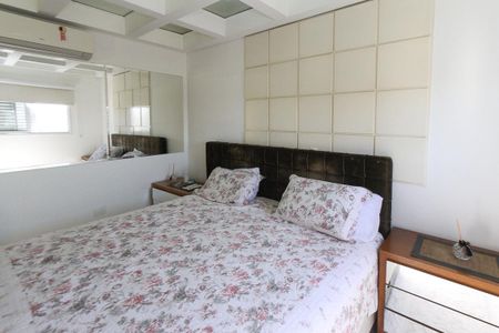 Apartamento à venda com 380m², 4 quartos e 6 vagasSuite 04