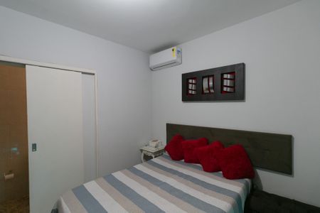 Apartamento à venda com 160m², 3 quartos e 2 vagas Apartamento à venda com 160m², 3 quartos e 2 vagasQuarto 2 Suite