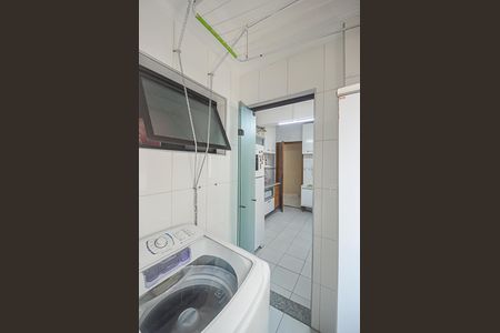 Apartamento à venda com 104m², 3 quartos e 1 vagaÁrea de Serviço