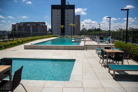 Studio para alugar com 26m², 1 quarto e sem vaga Studio para alugar com 26m², 1 quarto e sem vagaPiscina