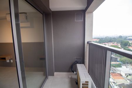 Studio para alugar com 26m², 1 quarto e sem vaga Studio para alugar com 26m², 1 quarto e sem vagaVaranda da Sala