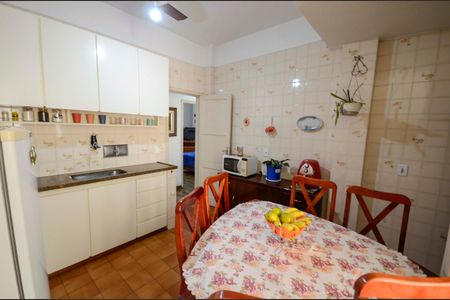 Apartamento à venda com 75m², 2 quartos e 1 vaga Apartamento à venda com 75m², 2 quartos e 1 vagaCozinha