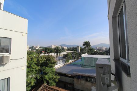 Apartamento à venda com 114m², 2 quartos e 1 vaga Vista  Área de Serviço