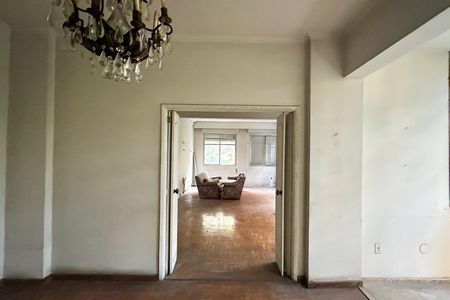 Apartamento à venda com 155m², 4 quartos e 1 vaga Apartamento à venda com 155m², 4 quartos e 1 vagaSala