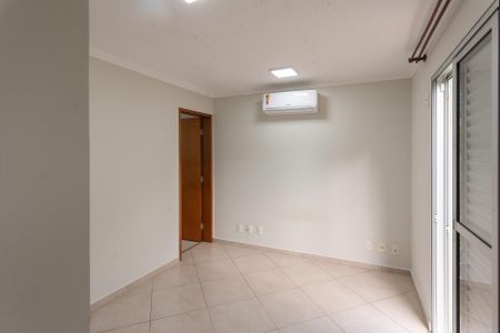 Casa à venda com 259m², 3 quartos e 4 vagasSuíte