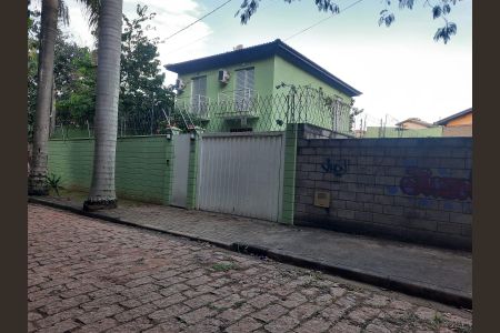 Casa à venda com 259m², 3 quartos e 4 vagasFachada