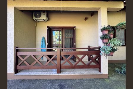 Casa à venda com 159m², 3 quartos e 2 vagas Casa à venda com 159m², 3 quartos e 2 vagasÁrea Externa