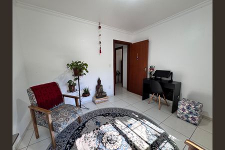Casa à venda com 159m², 3 quartos e 2 vagas Casa à venda com 159m², 3 quartos e 2 vagasEscritório