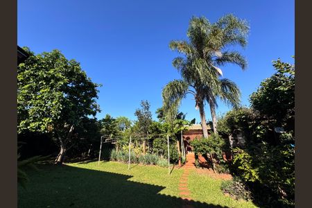 Casa à venda com 159m², 3 quartos e 2 vagas Casa à venda com 159m², 3 quartos e 2 vagasÁrea Externa