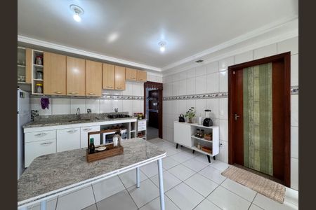 Casa à venda com 159m², 3 quartos e 2 vagas Casa à venda com 159m², 3 quartos e 2 vagasCozinha