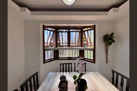 Casa à venda com 159m², 3 quartos e 2 vagas Casa à venda com 159m², 3 quartos e 2 vagasCozinha