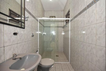 Casa para alugar com 150m², 3 quartos e 2 vagasBanheiro