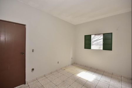 Casa para alugar com 150m², 3 quartos e 2 vagasQuarto 1