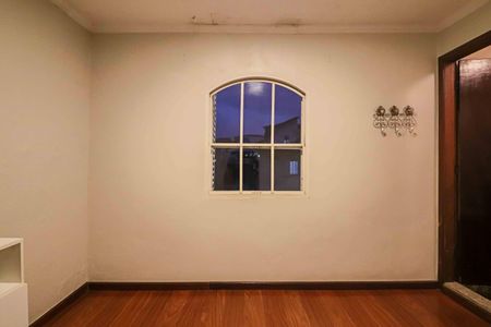 Casa para alugar com 218m², 3 quartos e 2 vagas Casa para alugar com 218m², 3 quartos e 2 vagas Suíte  1