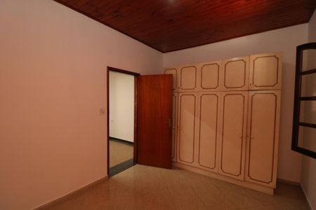 Casa à venda com 225m², 3 quartos e 6 vagasQuarto